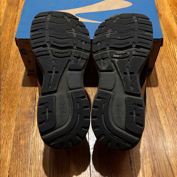 Brooks Adrenaline GTS 23 Black Womens US 9 WD - Picture 4 of 4